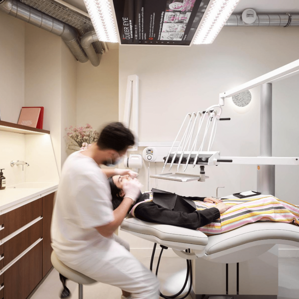 Espace Paris Dental Studios